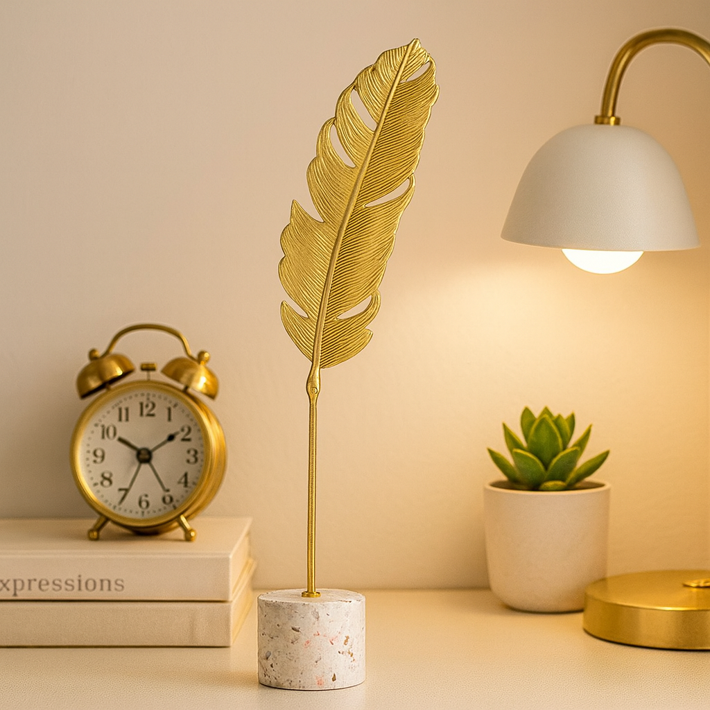 Golden Feather Sculpture – Elegant Home Decor Accent